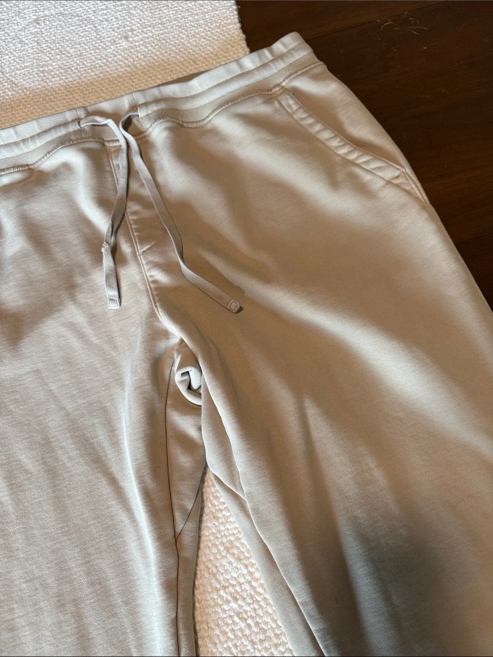 Banana Republic Tall Men’s Drawstring Joggers in Light Beige